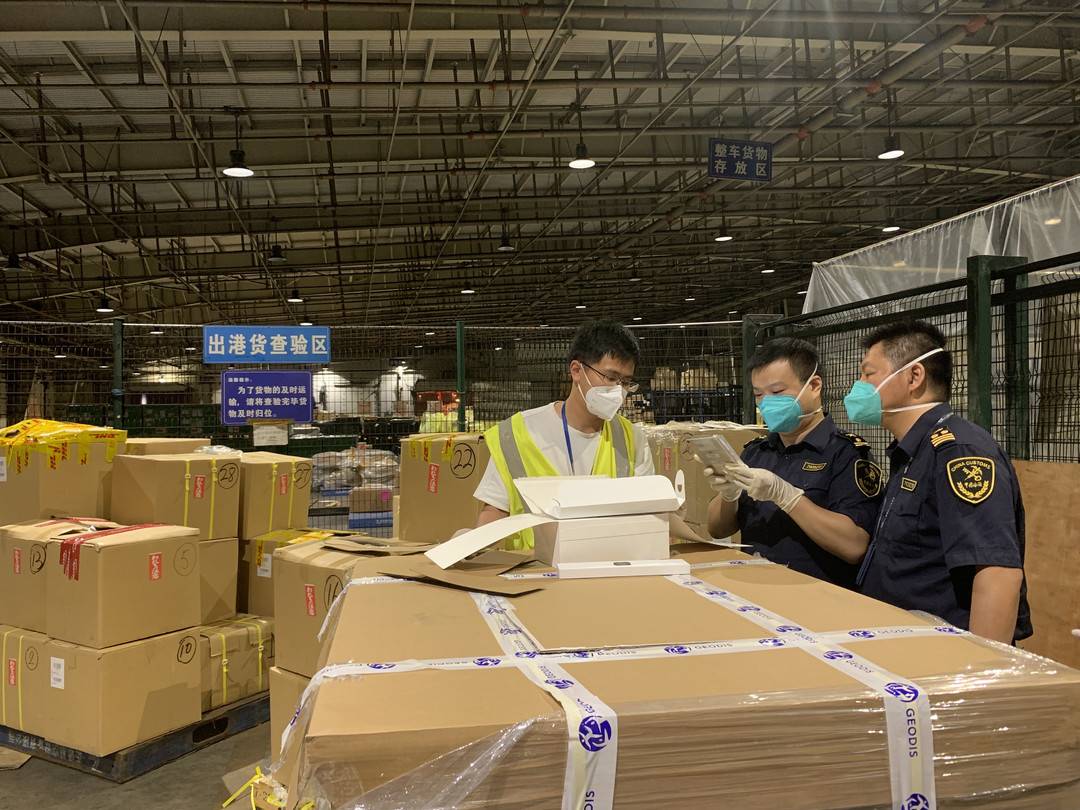 技術(shù)進出口引領(lǐng)增長，1-8月成都貨物貿(mào)易進出口總值達5470.7億元，同比增長7.1%